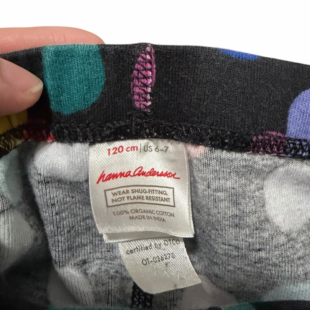 Hanna Andersson Youth Pajamas | Black with Multicolor Dots | Size 6-7 - Picture 6 of 8
